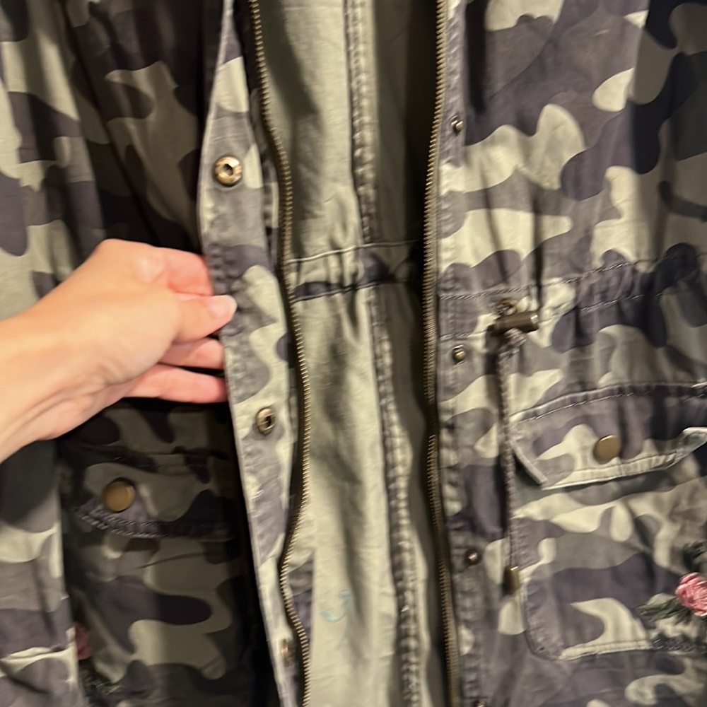 Blue Rain Francesca’s Camo Jacket - Picture 6 of 8